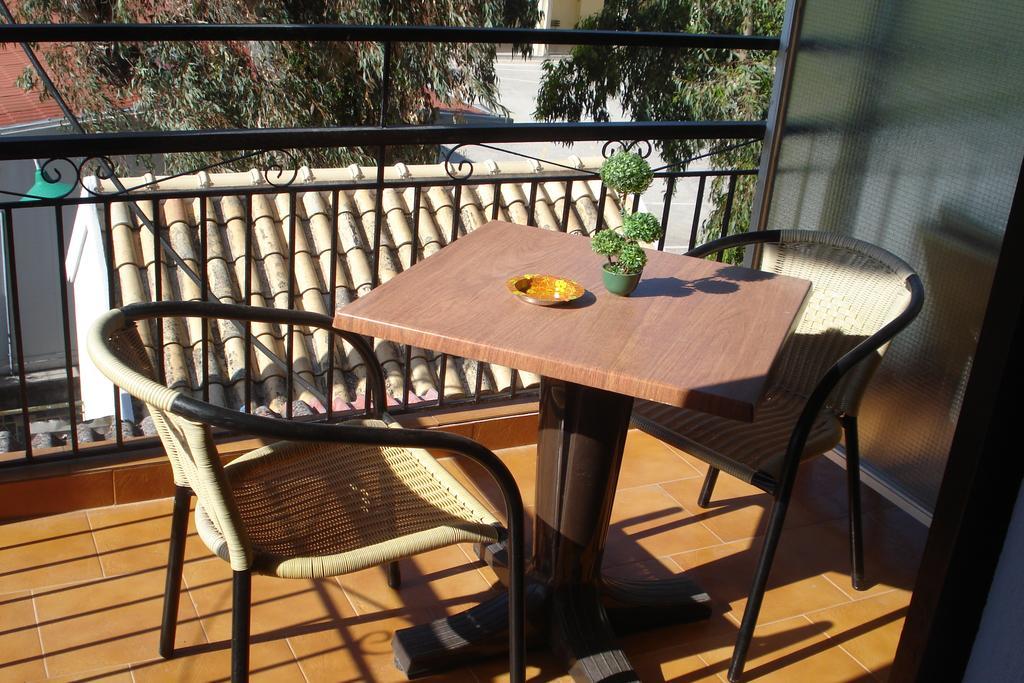 Smile 2 Apartment Kassiopi Exterior photo